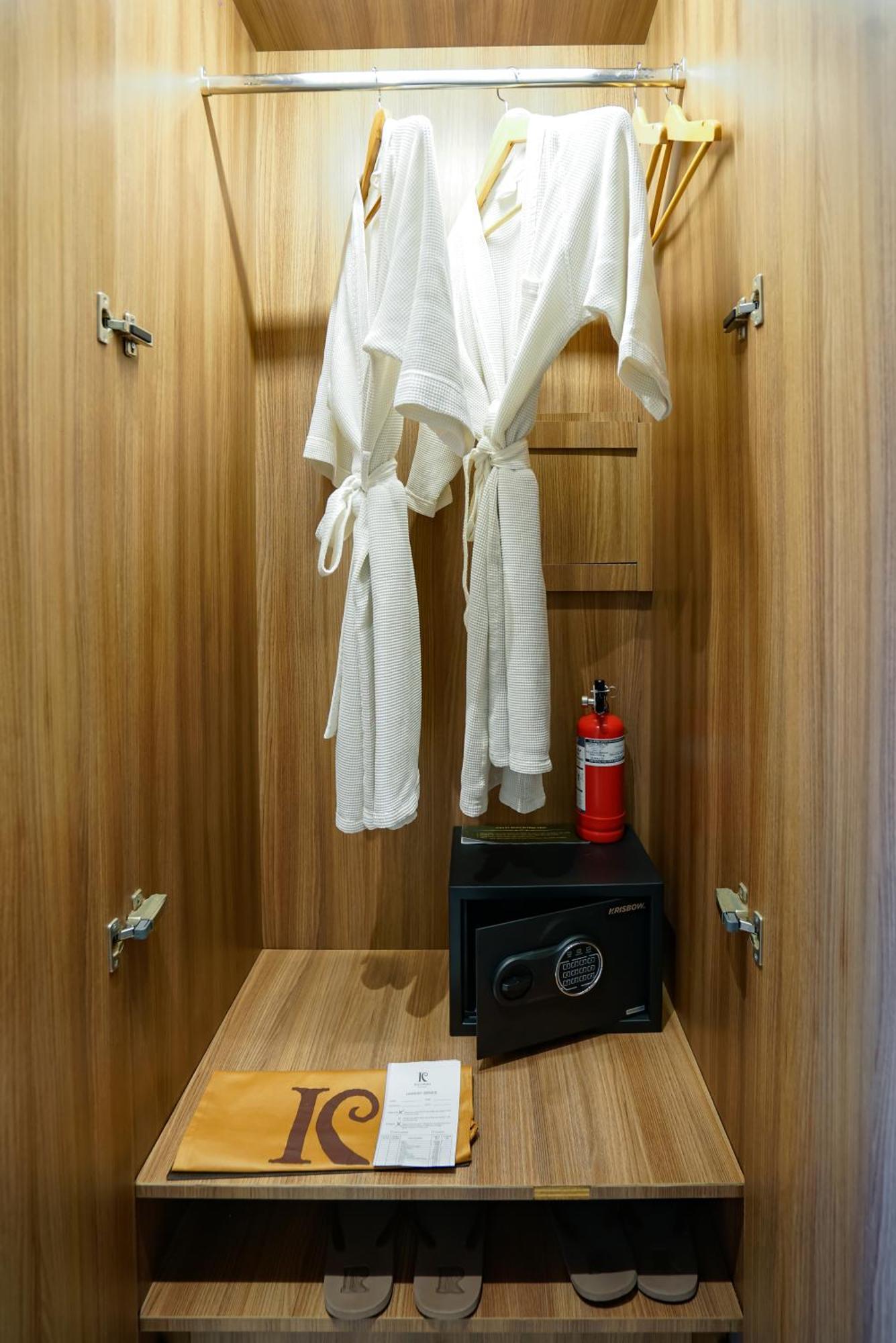 The Kirana Canggu Hotel Εξωτερικό φωτογραφία