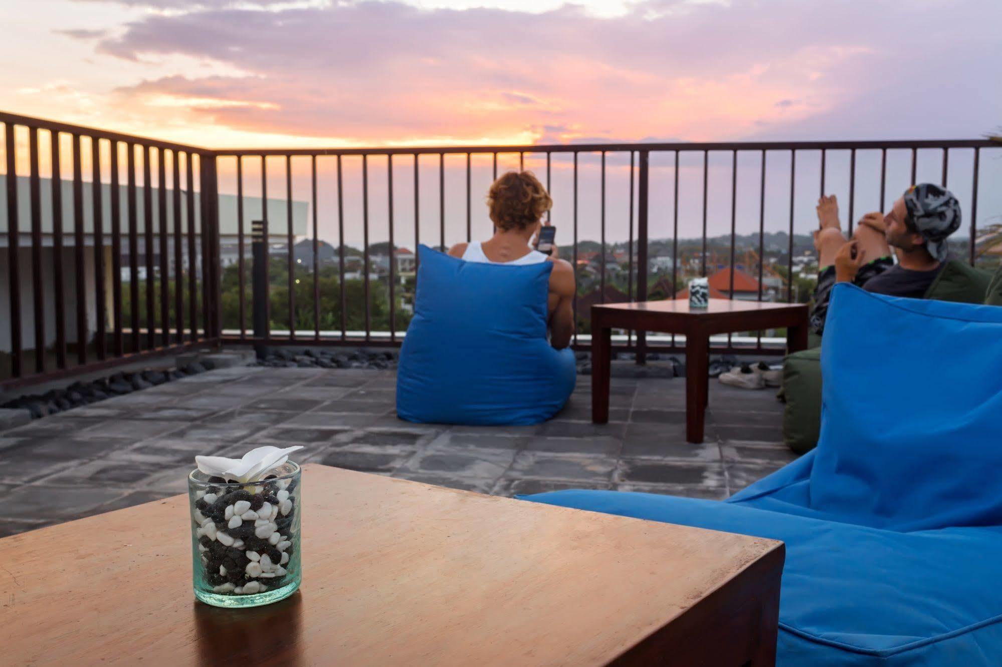 The Kirana Canggu Hotel Εξωτερικό φωτογραφία